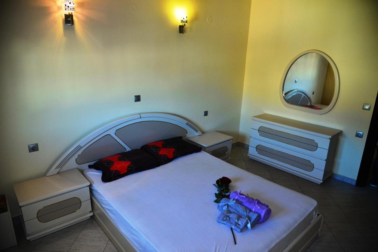 Sea View Luxury Apartment Plataria Bagian luar foto